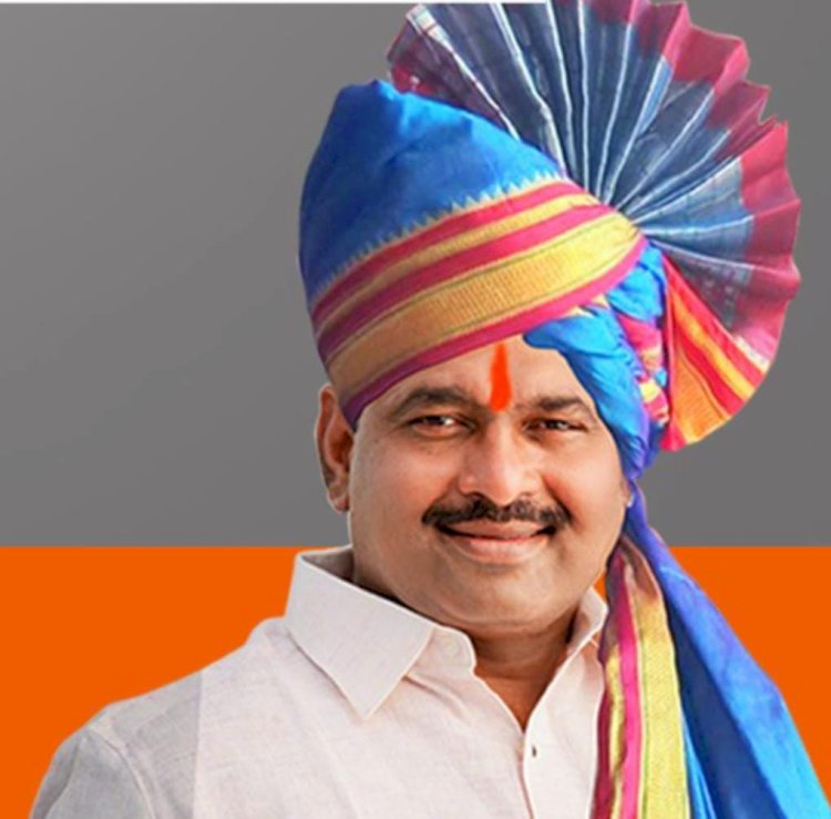 *कर्तव्यदक्ष आमदार समाधान (दादा) आवताडे यांच्या रूपाने " देव आला द्यायला पण पदर नाही घ्यायला "*