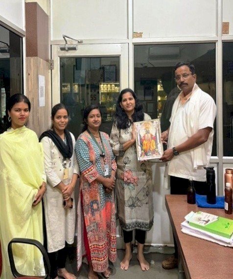 स्वेरी फार्मसीच्या प्राध्यापिकांची कोल्हापूरच्या एस.जी. फायटो फार्मा उद्योगाला सदिच्छा भेट.औषधनिर्मिती प्रक्रियेवर झाला सखोल संवाद.