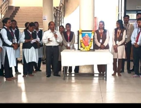 अंधश्रद्धा दूर करण्यासाठी गाडगेबाबांनी सातत्याने परिश्रम घेतले. - डॉ. पी.आर. कुलकर्णी.